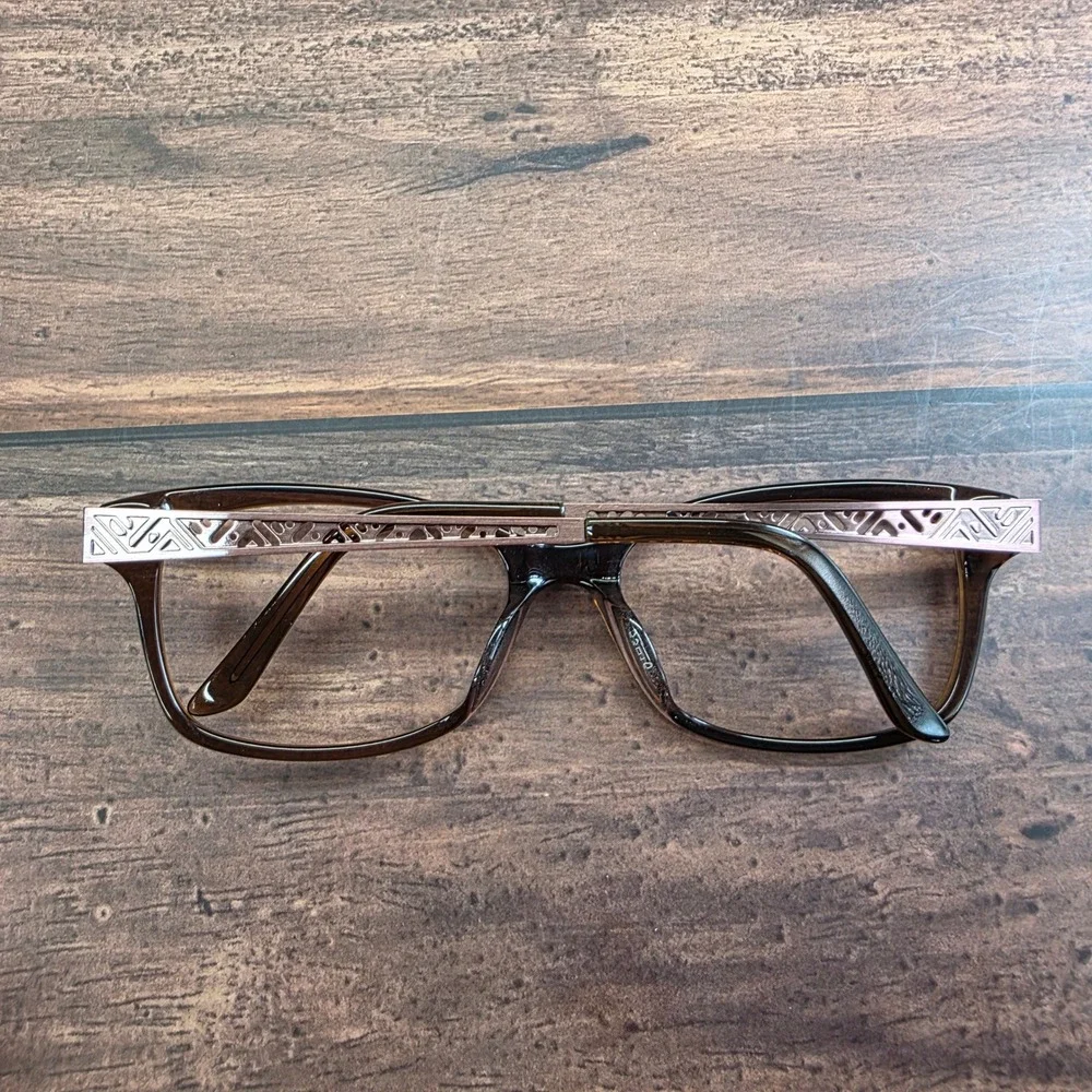 Gloria Vanderbilt 2002 Brown Cat Eye Eyeglasses Zyloware 183 Rose Gold Temples
